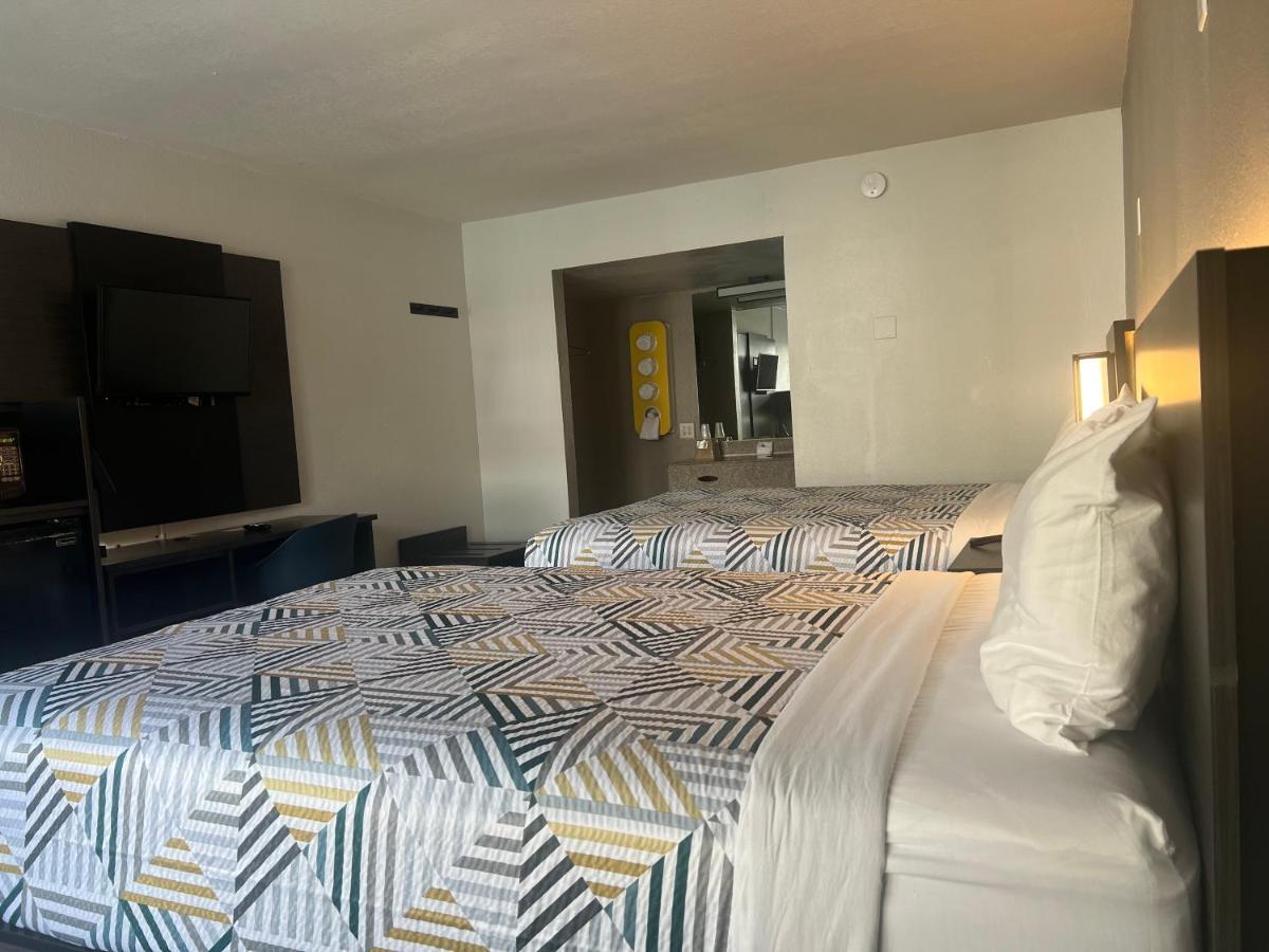 Motel 6 Glendale AZ Buitenkant foto