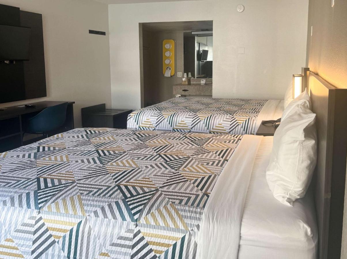Motel 6 Glendale AZ Buitenkant foto