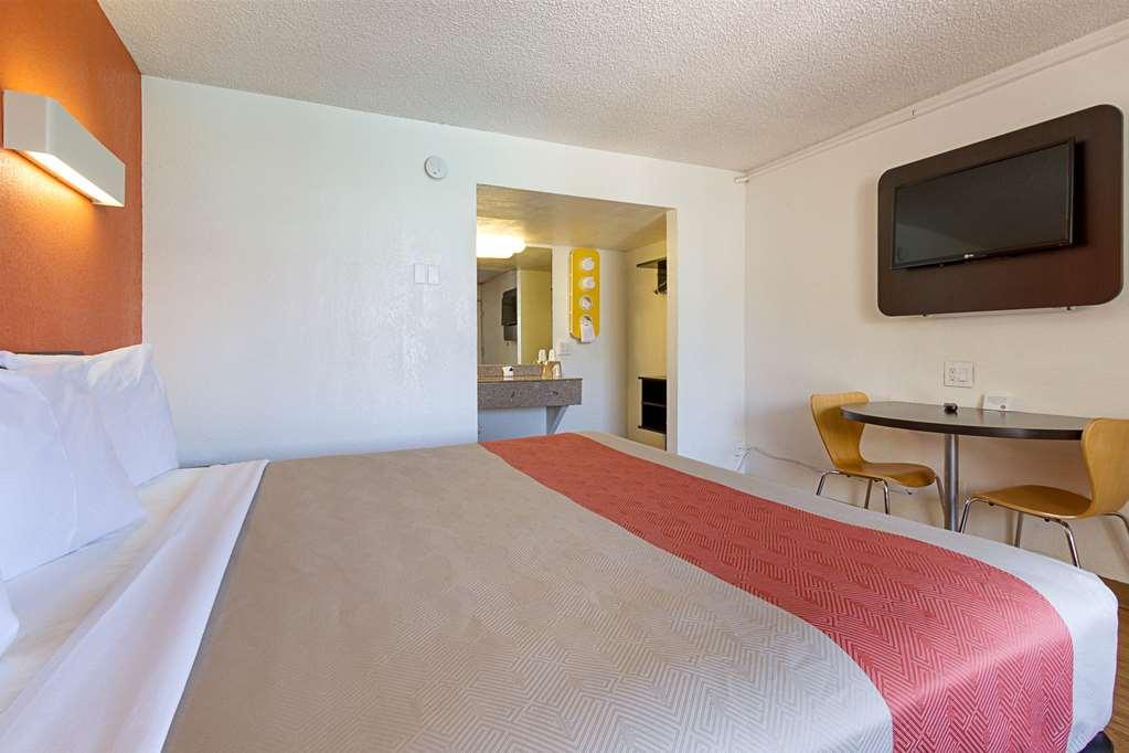Motel 6 Glendale AZ Kamer foto